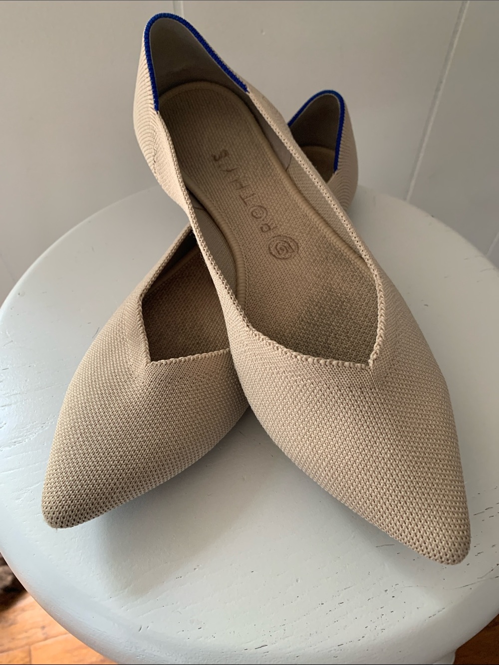 Rothy's Beige Pointed-Toe Knit Flats with Blue Trim